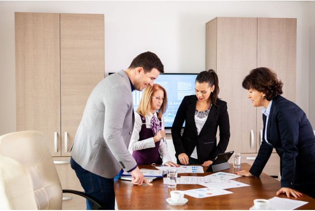 HOA Boards vs Building Management